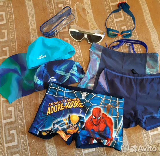 Плавки, очки, шапочки для бассейна