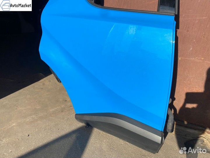 Toйoтa C-хр Дверь задняя правая