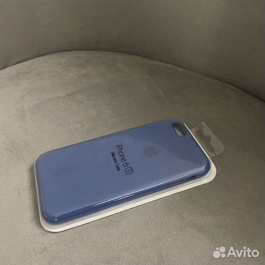 Чехол на iPhone