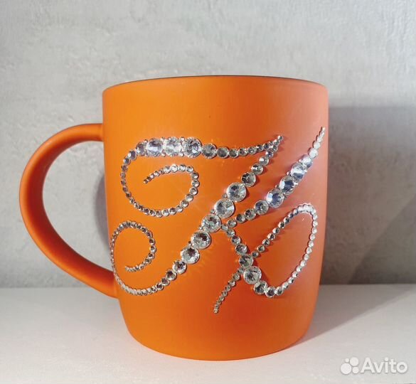 Кружка ручной работы со стразами