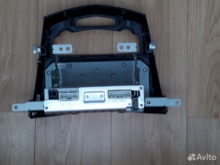 Штатная автомагнитола на Nissan Qashqai 2017