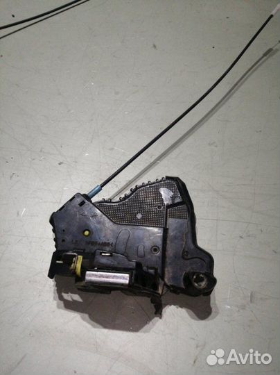 Замок двери Toyota Camry XV40