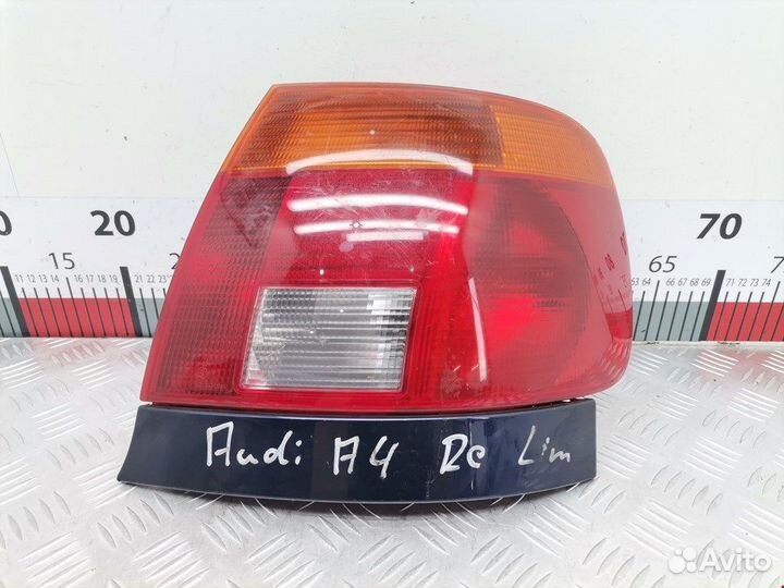 Фонарь задний для Audi A4 B5 8D0945111D