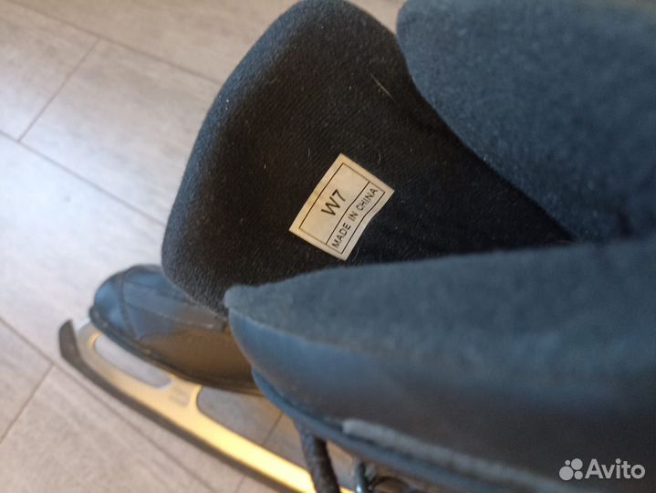 Коньки фигурные женские ссм