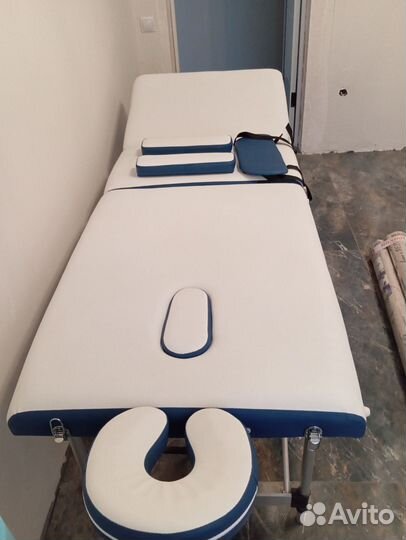 Массажная кушетка складная с отверстием