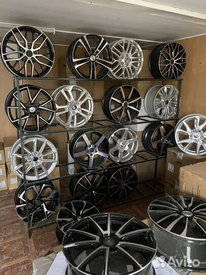 Formula GT1 245/45 R18 100Y