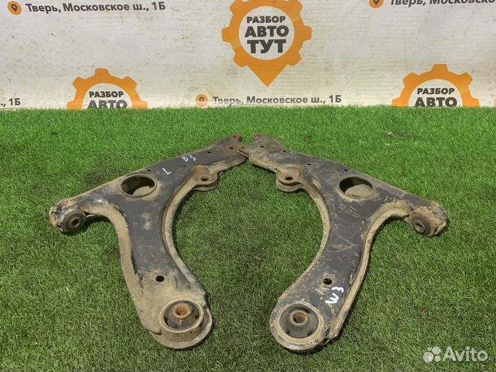 Рычаги передние Volkswagen Passat B3