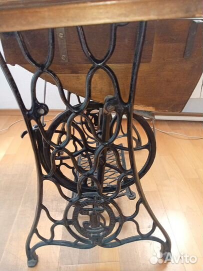 Швейная машина