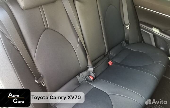 Чехлы на Toyota Camry 70