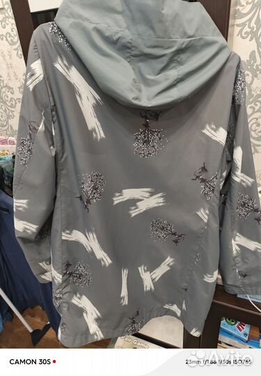 Ветровка женская, размер: 52