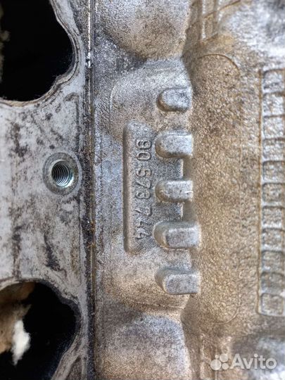 Головка блока цилиндров 90573744,90573745,X30XE