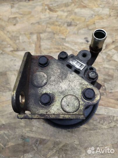 Насос гур дизель Крайслер Вояджер 01-07г