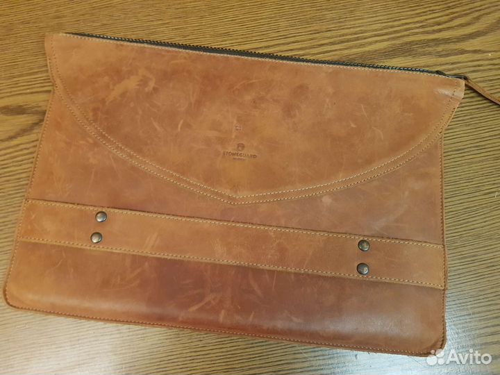 Кожаный чехол-папка Stoneguard