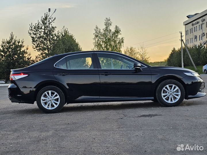 Toyota Camry 2.5 AT, 2021, 70 000 км