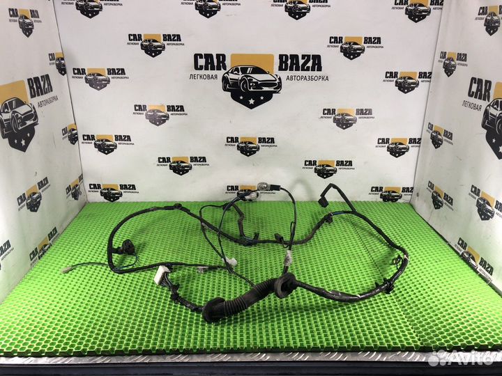 Электропроводка (коса) двери багажника