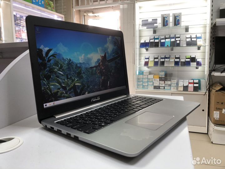 Игровой Топ Asus на i5-6200+GTX950M 4Gb 6/256Gb