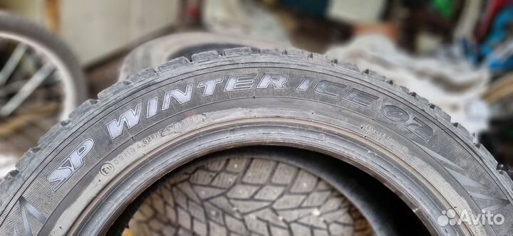 Dunlop SP Winter Ice 02 205/55 R16
