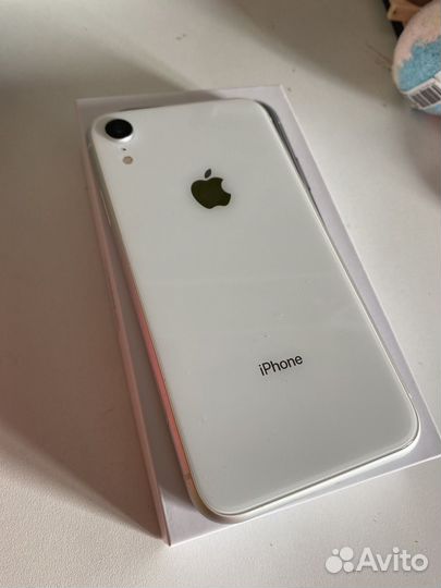 iPhone Xr, 128 ГБ