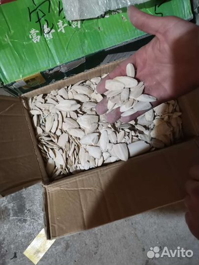 Добавка для улиток и попугаев