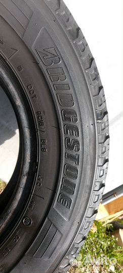 Bridgestone Duravis R630 215/70 R15C