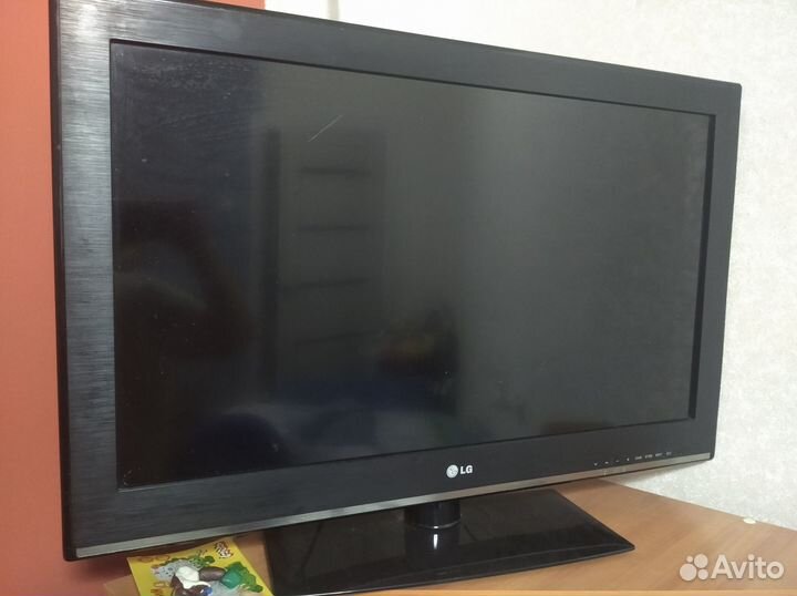 Телевизор бу LG