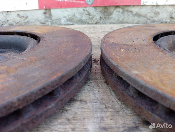 Диски тормозные передние Peugeot 308 I