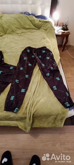 Спортивный костюм женский