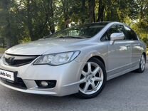 Honda Civic 1.8 MT, 2008, 305 500 км, с пробегом, цена 666 000 руб.