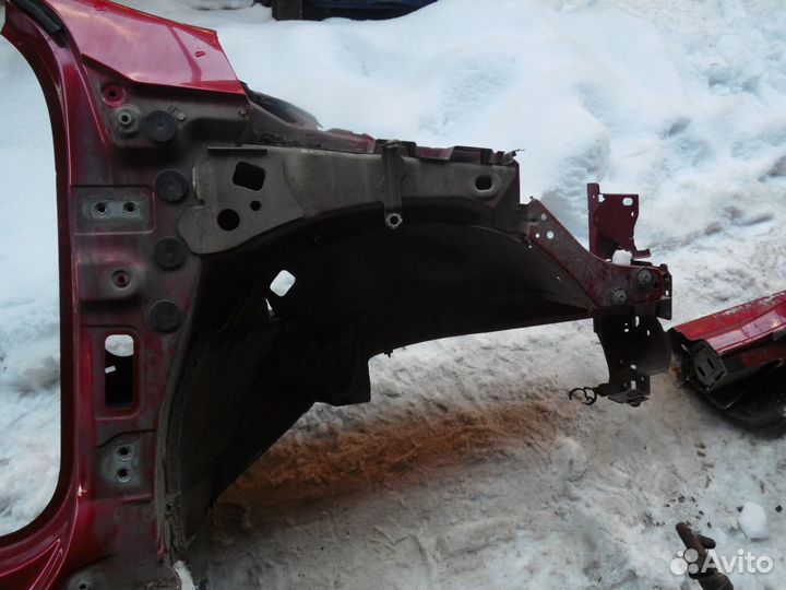 Четверть передняя правая Пежо 308