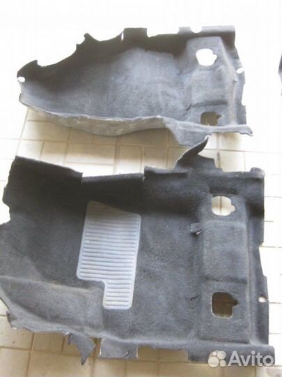 Покрытие напольное Ford Kuga G6DG 2.0 дизель 2008