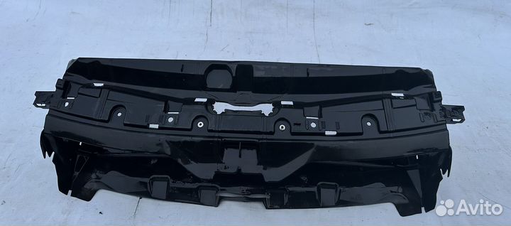 BMW 3 серии F30 воздуховод радиатора