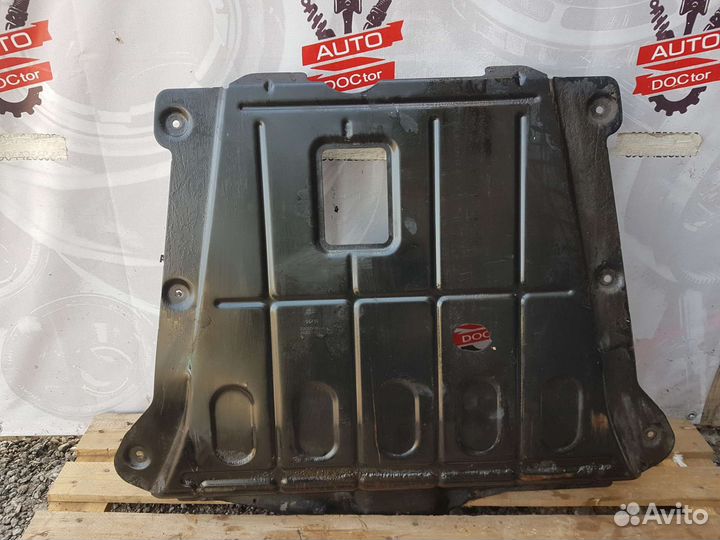 Защита двигателя Renault Duster 1 F4RA 2014