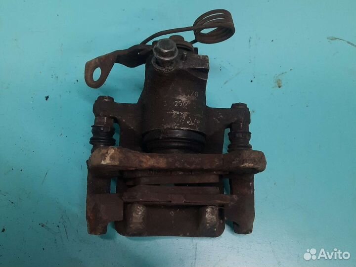 Суппорт задний volkswagen passat b5