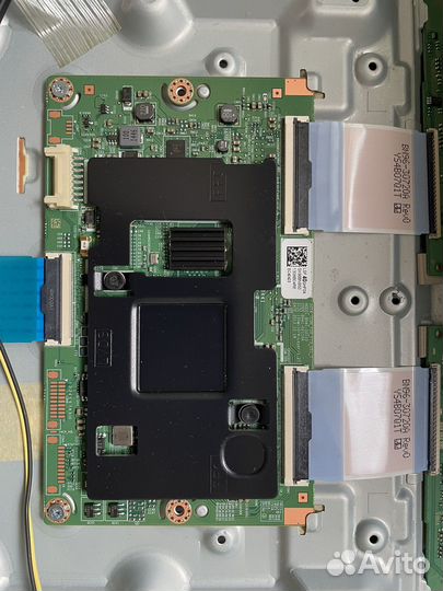 Платы с разбитых телевизоров