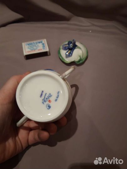 Franz Porcelain. Hummingbird. Сахарница