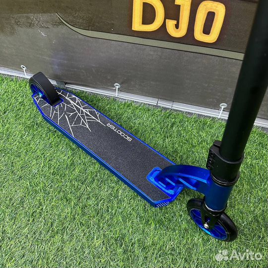 Трюковой самокат