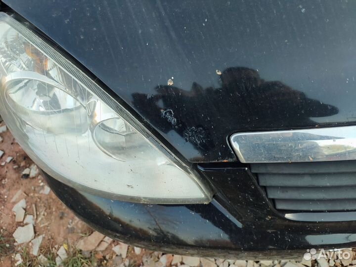 Капот priora бу