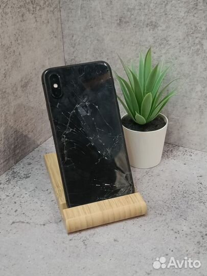 iPhone X, 64 ГБ