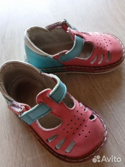 Обувь для девочки