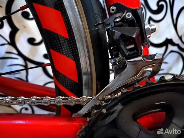 Карбоновый шоссейный велосипед Specialized