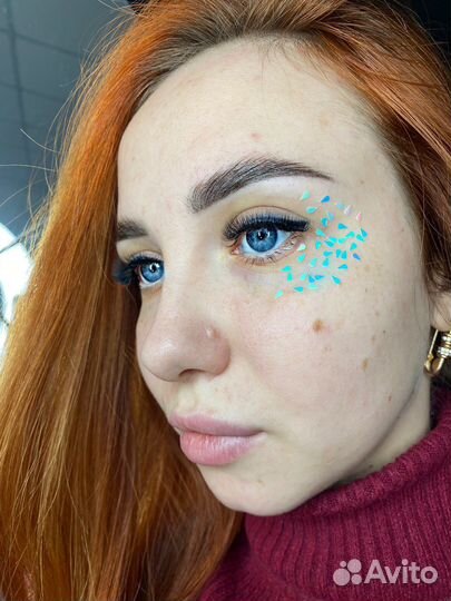 Наращивание ресниц и оформление бровей