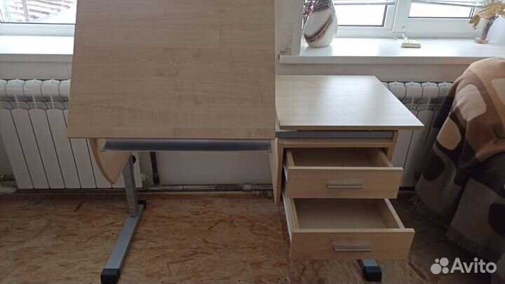 Стол парта для школьника