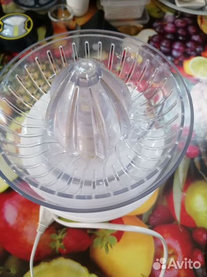 Соковыжималка электрическая для цитрусовых