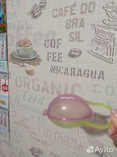 Контейнер для пустышки