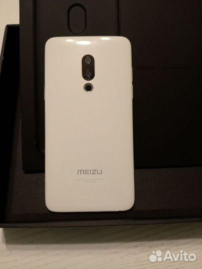 Meizu 15, 4/64 ГБ