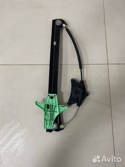 Стеклоподъемник электр. задний правый Volkswagen T