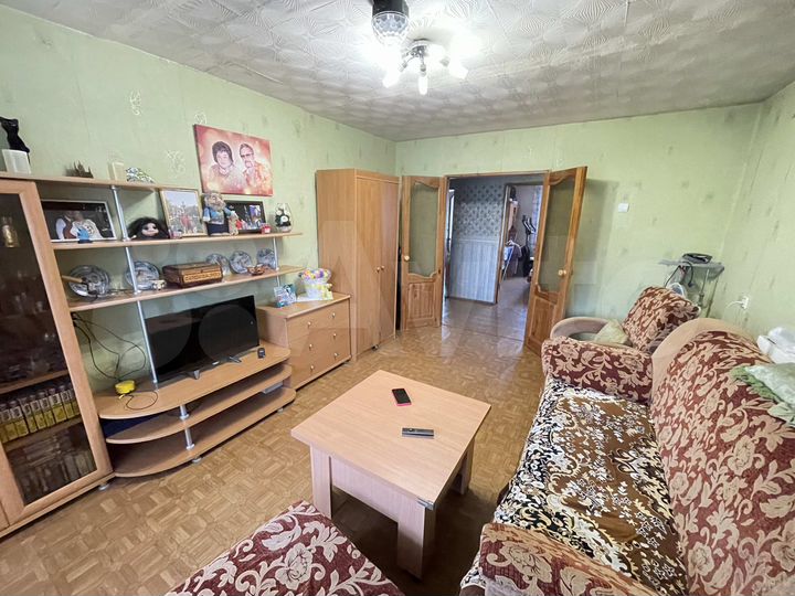 3-к. квартира, 60 м², 3/5 эт.