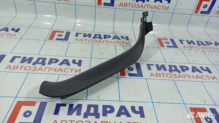 Обшивка двери багажника правая Audi Q7 4L08676084P