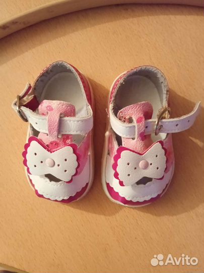 Сандали для девочки