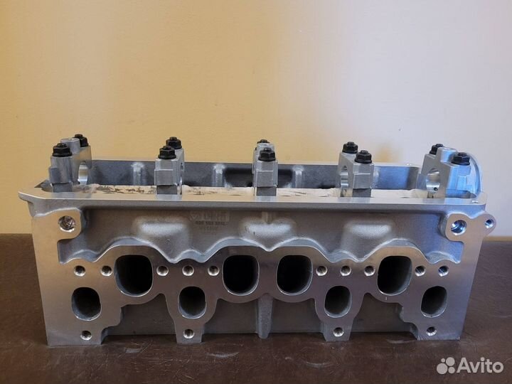 Головка блока цилиндров VW Transporter 1996-2004